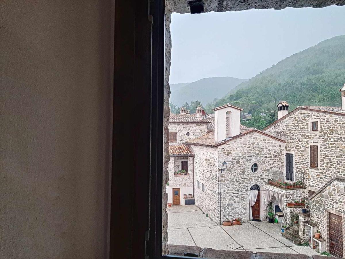 Ospitaci Appartamenti Giove Valtopina Eksteriør bilde