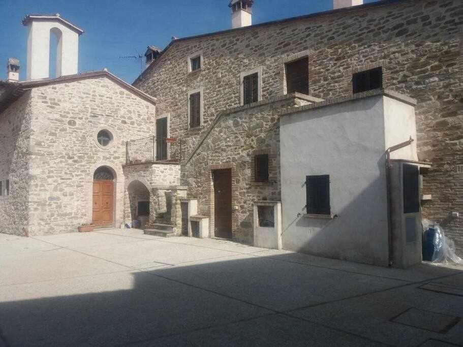 Ospitaci Appartamenti Giove Valtopina Rom bilde